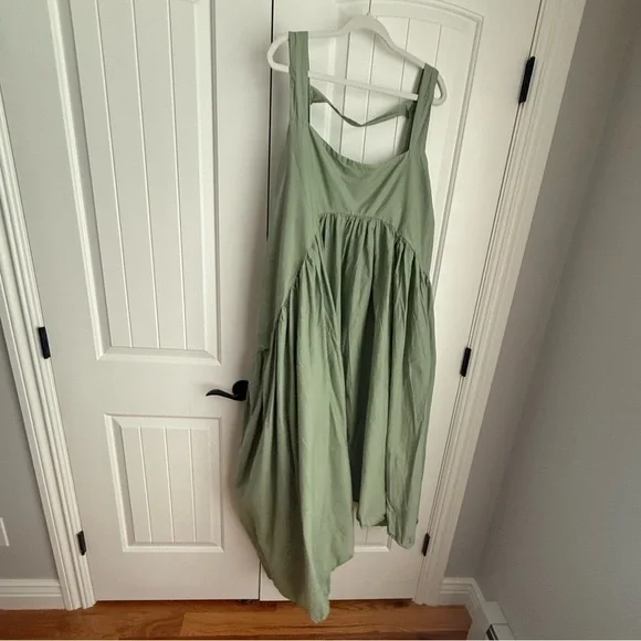 Green Sleeveless Assymetrical Dress sz 16 - Picture 4 of 8